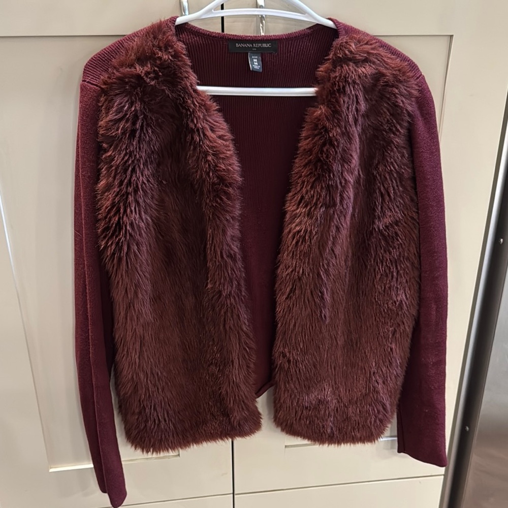 Banana Republic Maroon Faux Fur Cardigan - size Petite M
